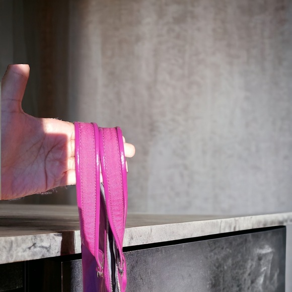 SOLD - Magenta Coach Poppy Tote - Picture 12 of 13